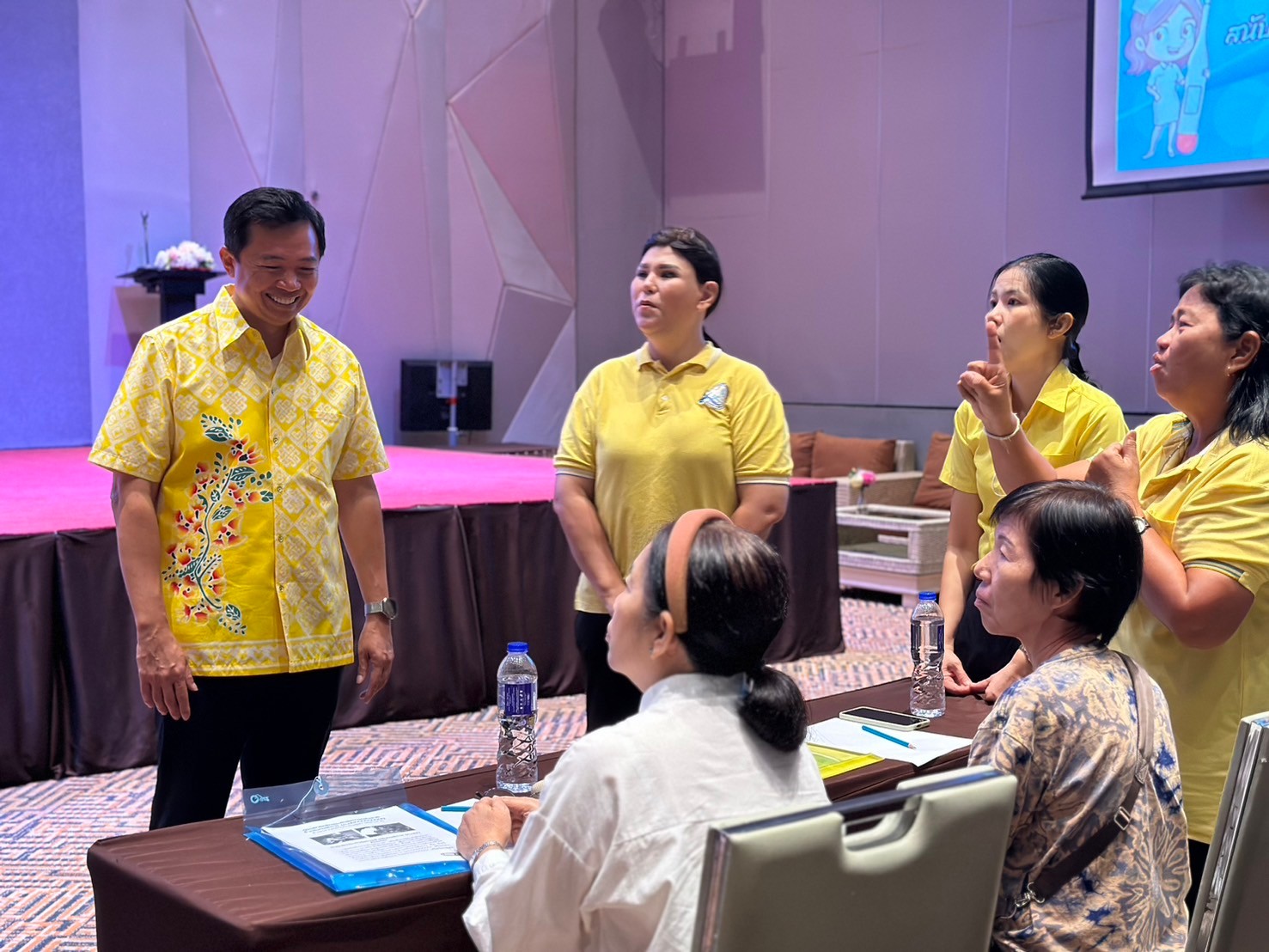 โครงการอบรมเสริมสร้างความรู้เรื่องสุขสภาพแก่คนหูหนวก ประจำปี 2567 ในวันที่ 20 - 21 กรกฎาคม 2567 ณ โรงแรมเจปาร์ค ตำบลนาป่า อำเภอเมือง จังหวัดชลบุรี
